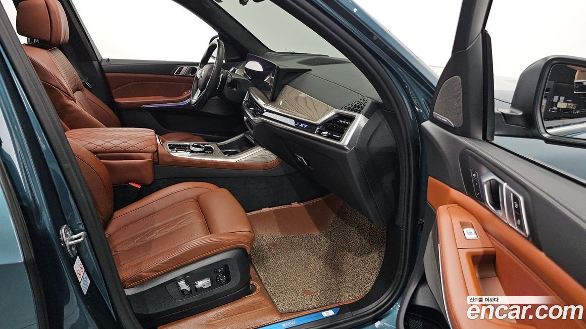 BMW X7 2023