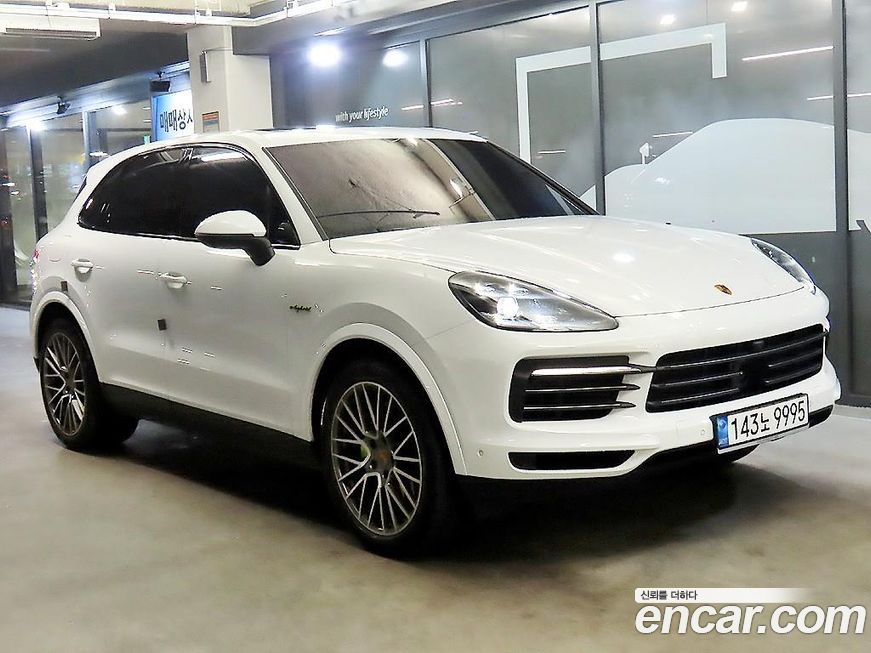 Porsche Cayenne 2022
