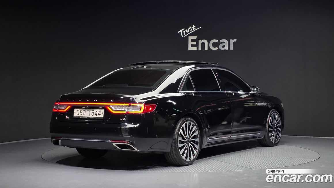Lincoln Continental 2017