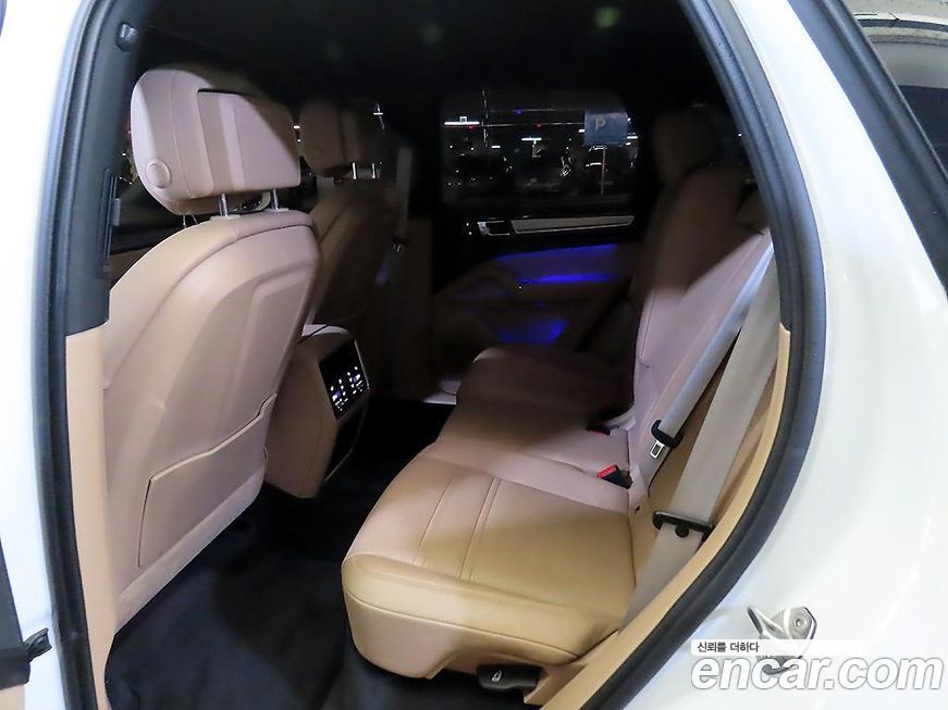 Porsche Cayenne 2022