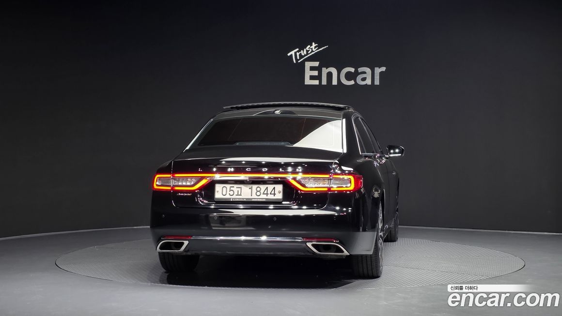 Lincoln Continental 2017