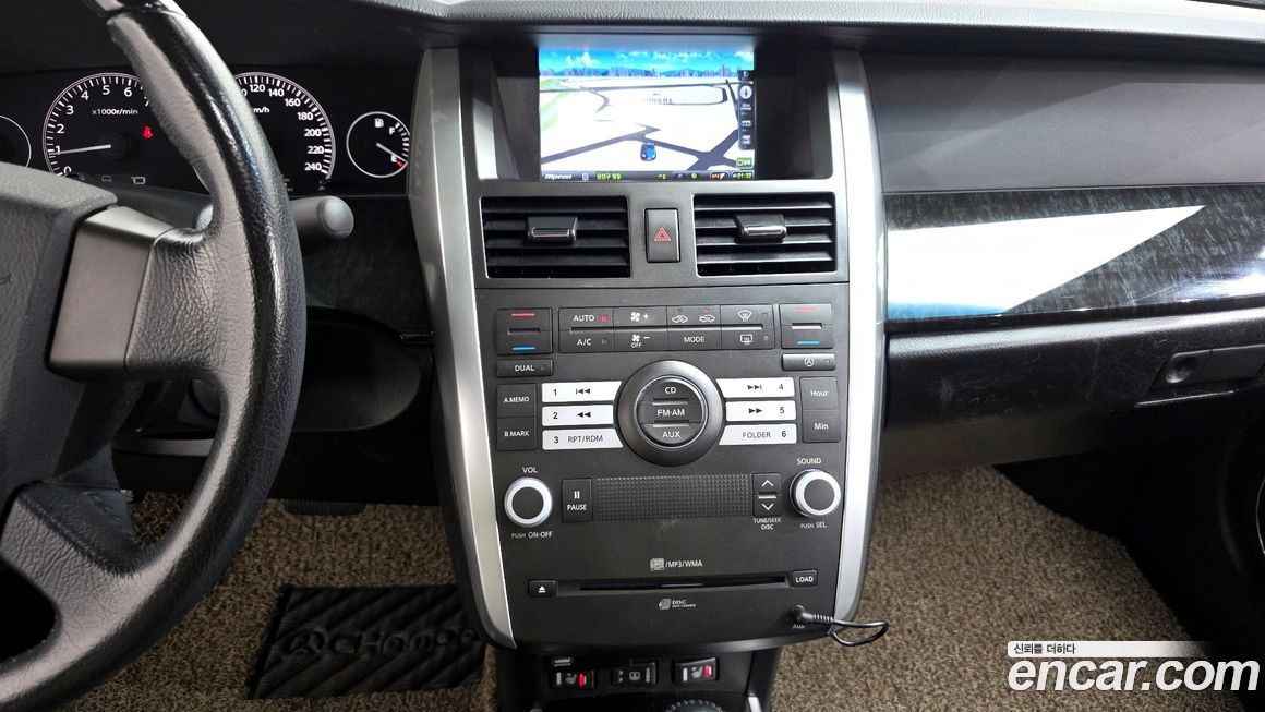 Renault-KoreaSamsung SM7 2009