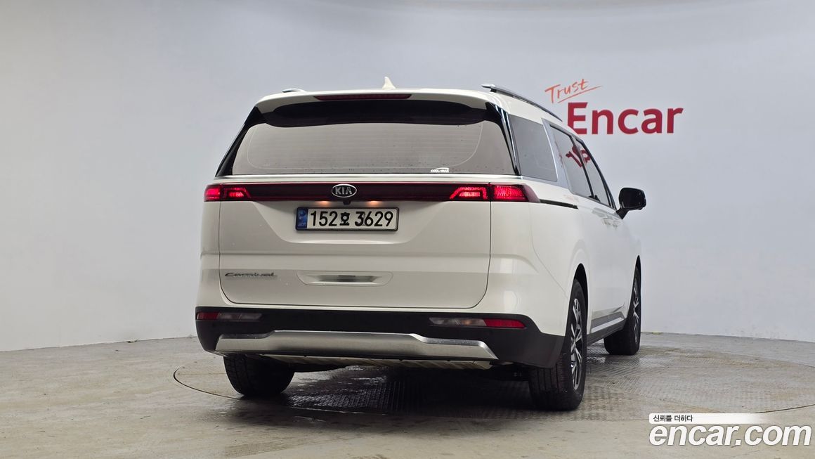Kia Canival 2021