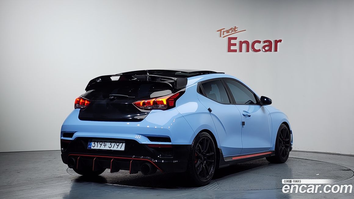 Hyundai Veloster 2021