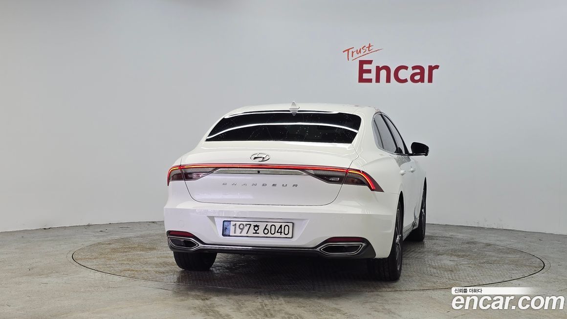 Hyundai Grandeur 2022