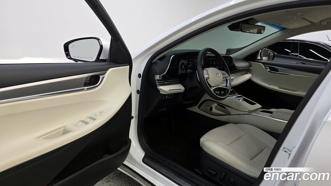 Hyundai Grandeur 2022