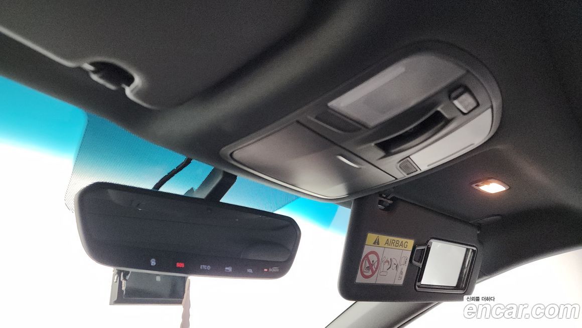 Hyundai Veloster 2021