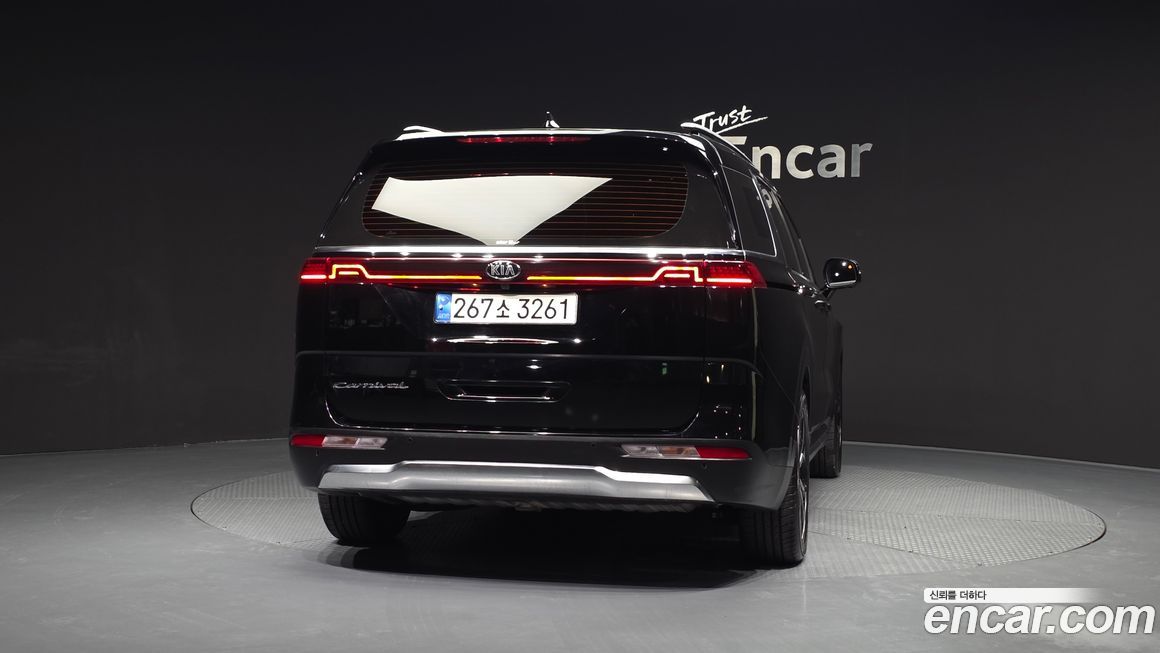 Kia Canival 2021