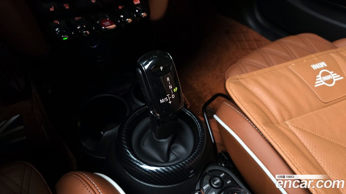 Mini Cooper Convertible 2024