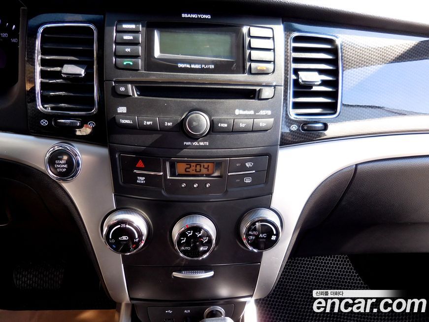 KG_Mobility_Ssangyong KORANDO 2012