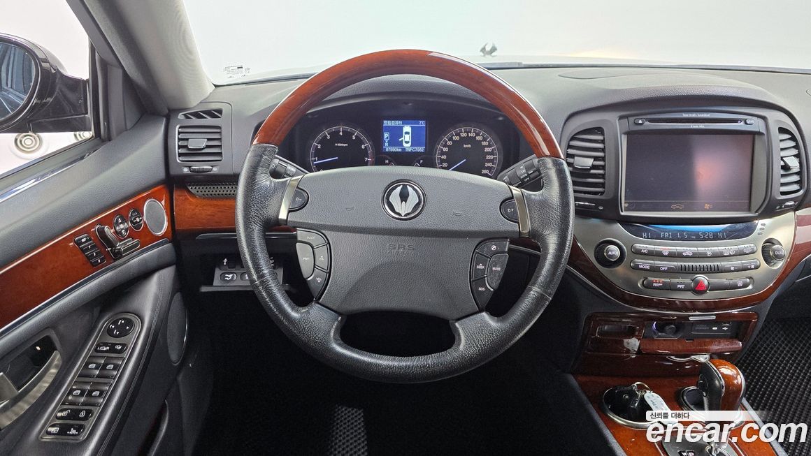 KG_Mobility_Ssangyong Chairman 2011