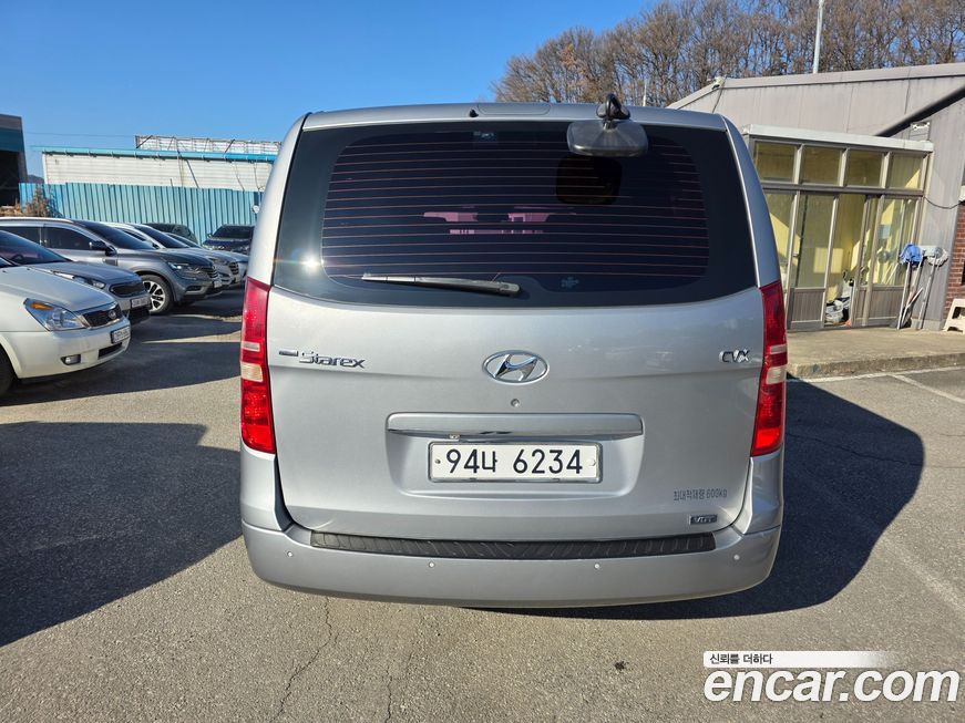 Hyundai Starex 2012
