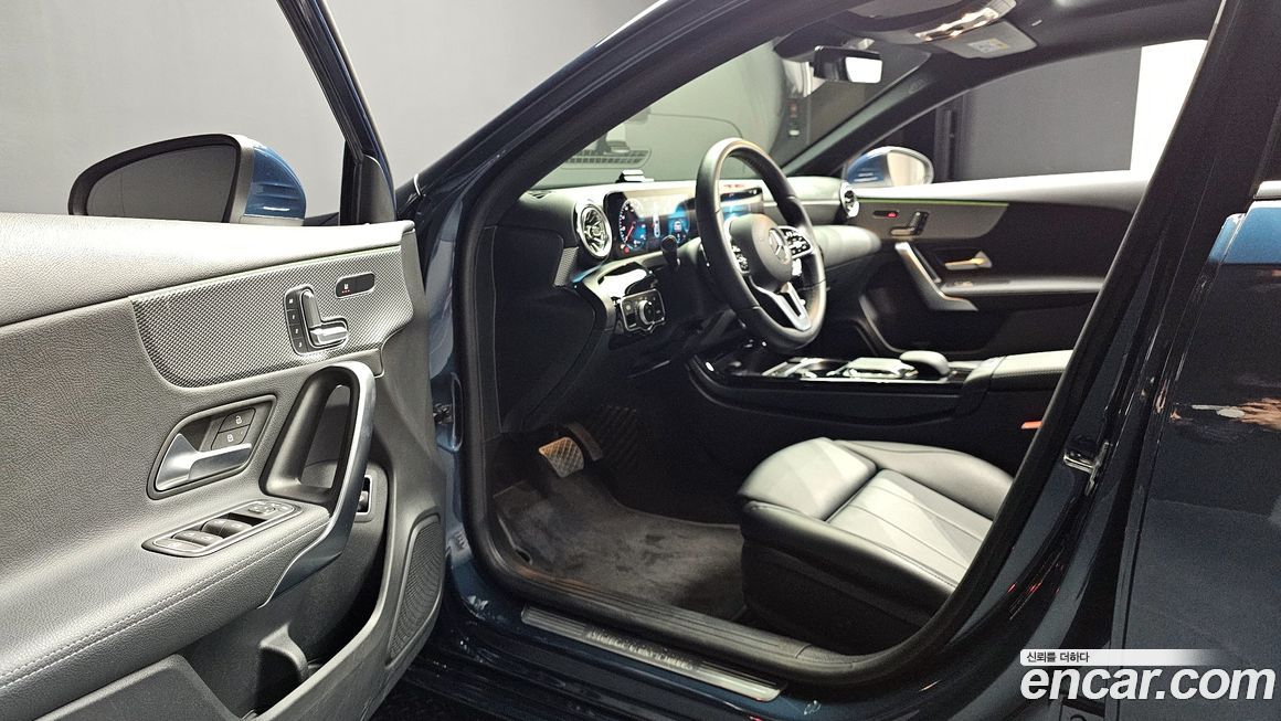 Mercedes-Benz A-Class 2022