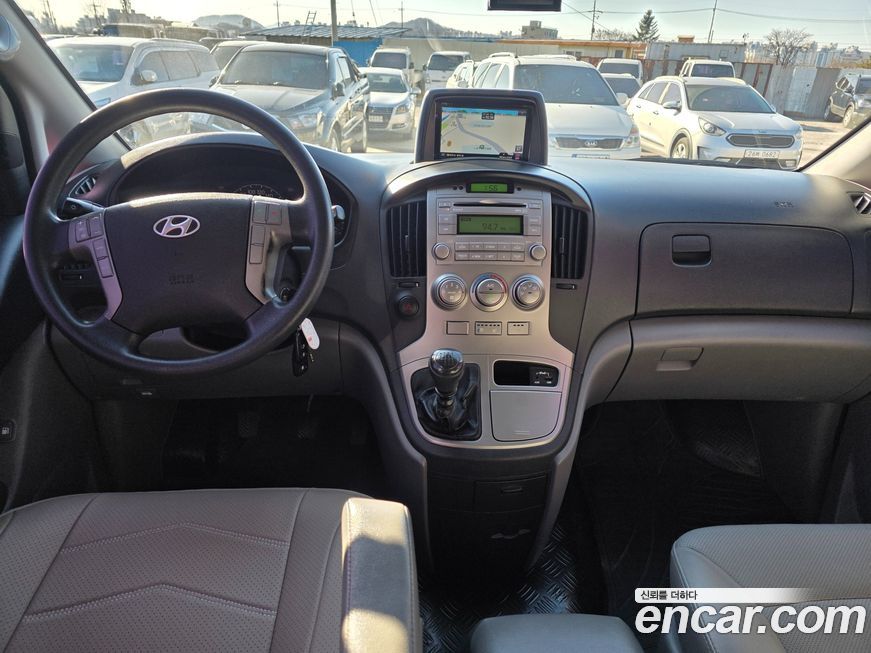 Hyundai Starex 2012
