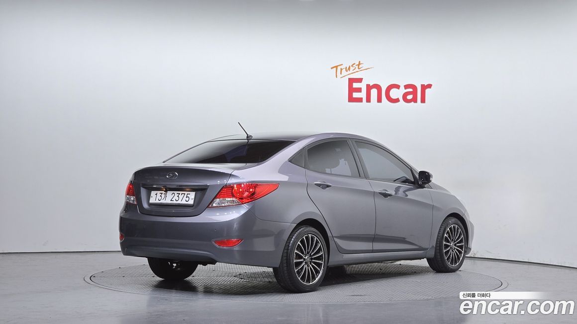 Hyundai Accent 2014