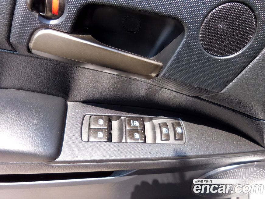 KG_Mobility_Ssangyong KORANDO 2012