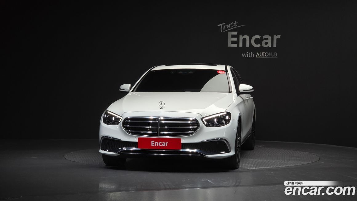 Mercedes-Benz E-Class 2021