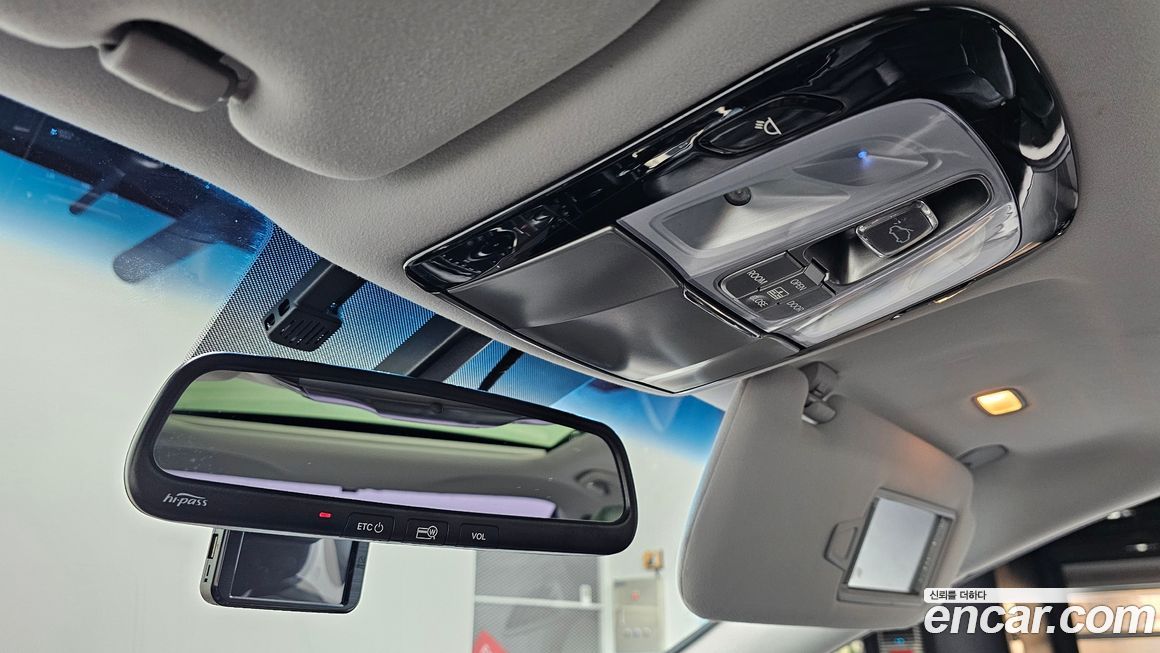 Hyundai Grandeur 2012