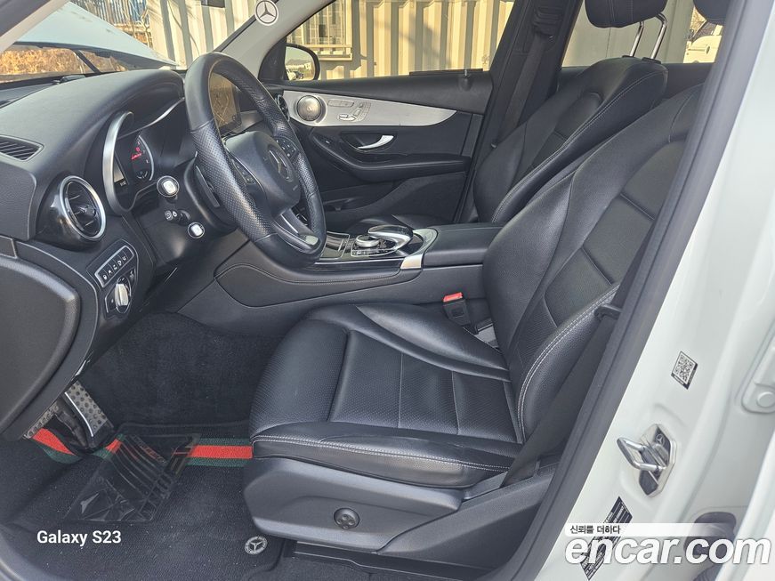 Mercedes-Benz GLC-Class 2019