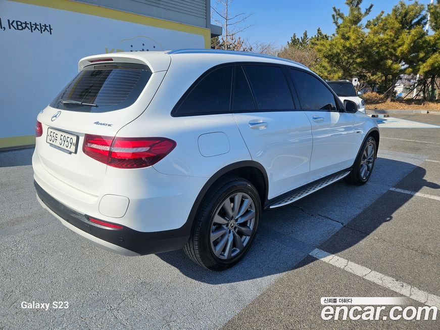 Mercedes-Benz GLC-Class 2019