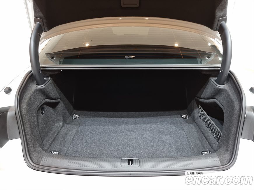 Audi A4 2021