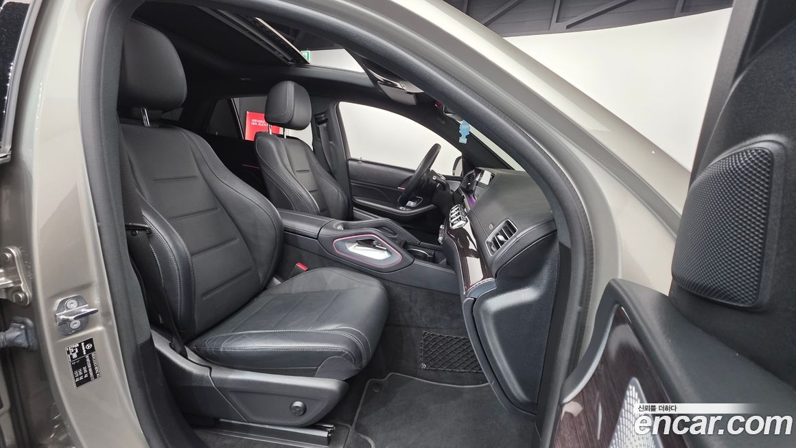 Mercedes-Benz GLE-Class 2021