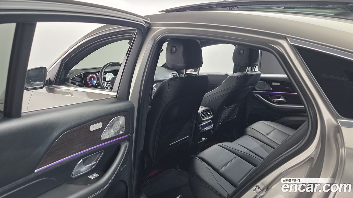 Mercedes-Benz GLE-Class 2021