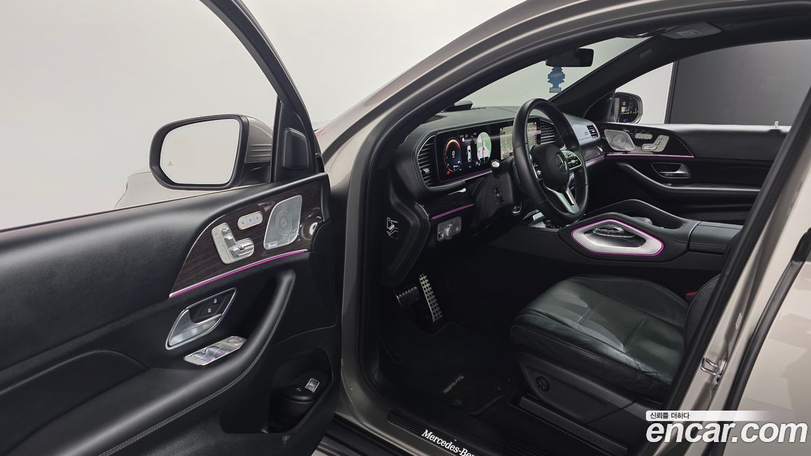 Mercedes-Benz GLE-Class 2021