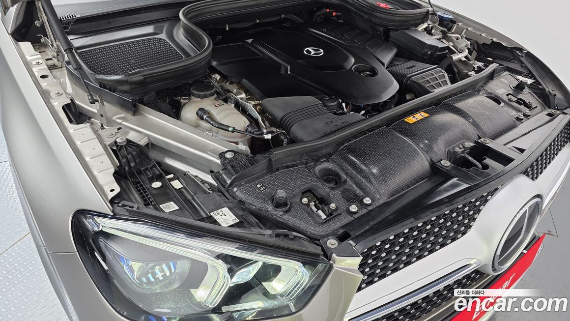 Mercedes-Benz GLE-Class 2021