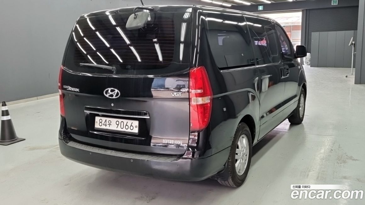 Hyundai Starex 2016