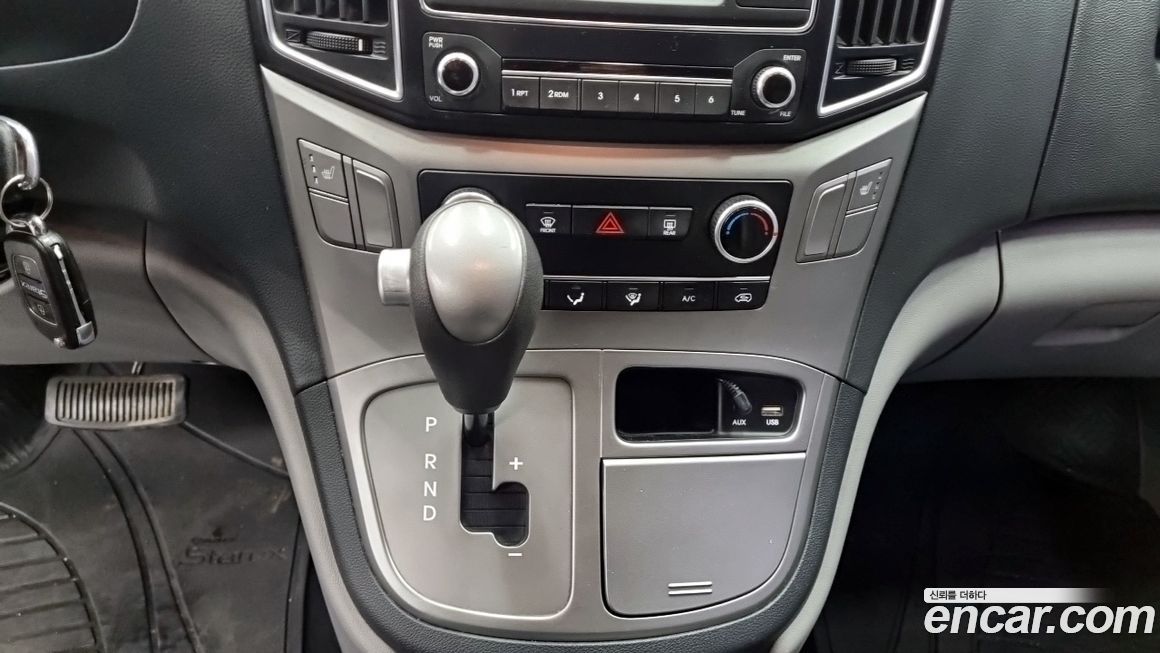 Hyundai Starex 2016