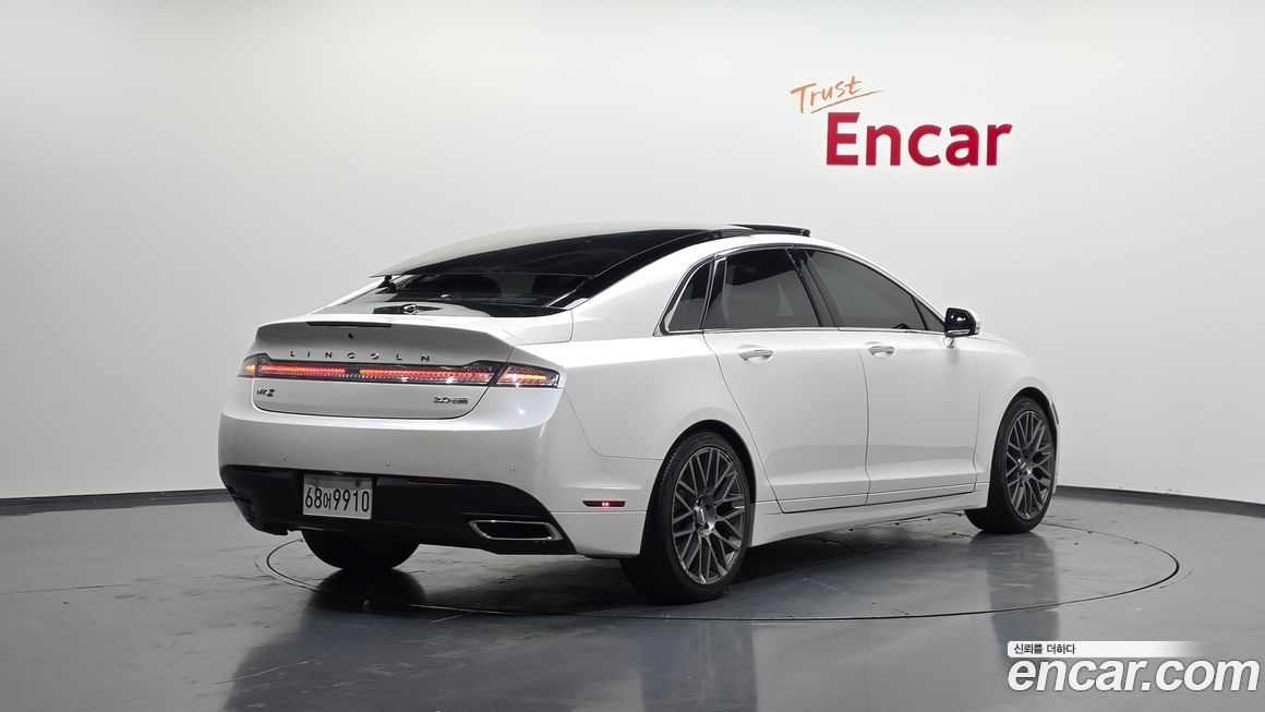 Lincoln MKZ 2015