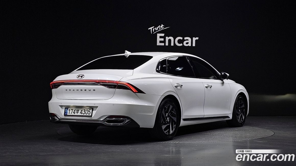 Hyundai Grandeur 2022