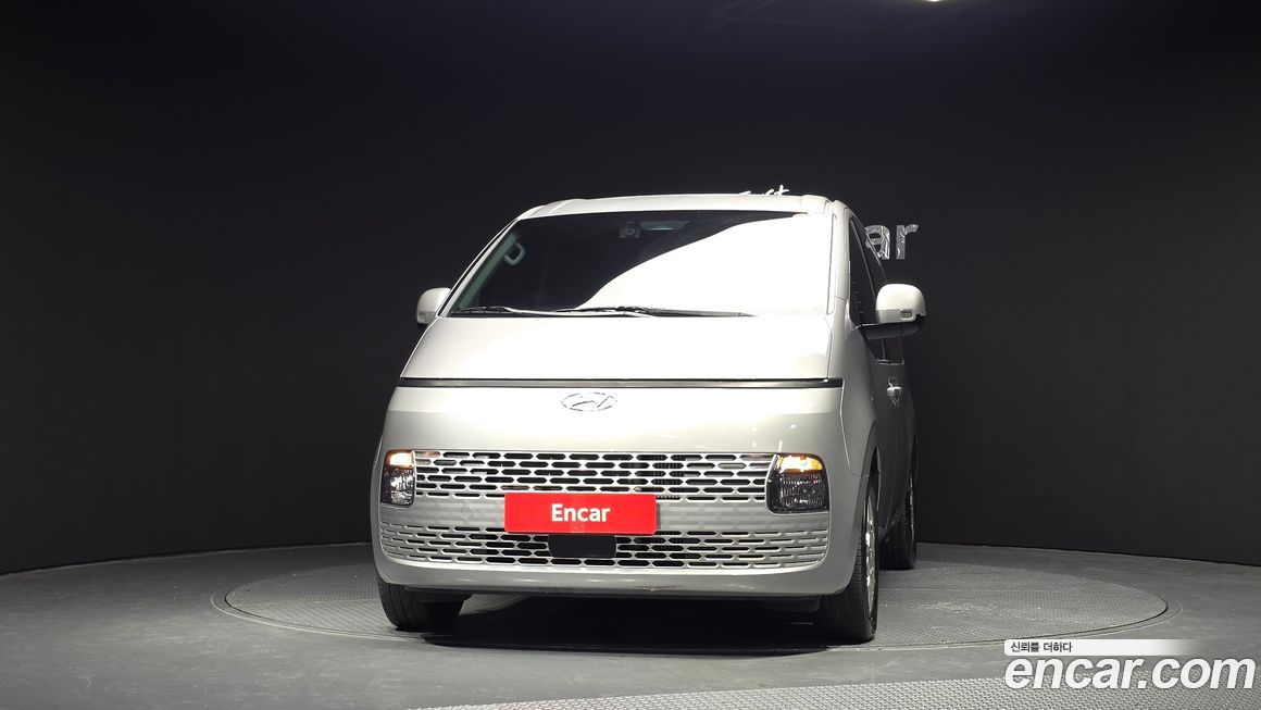 Hyundai Staria 2024