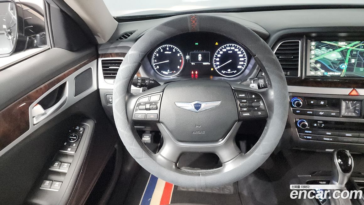 Hyundai Genesis 2015