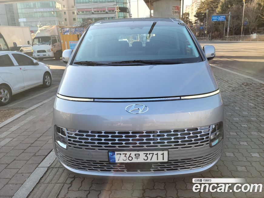 Hyundai Staria 2024