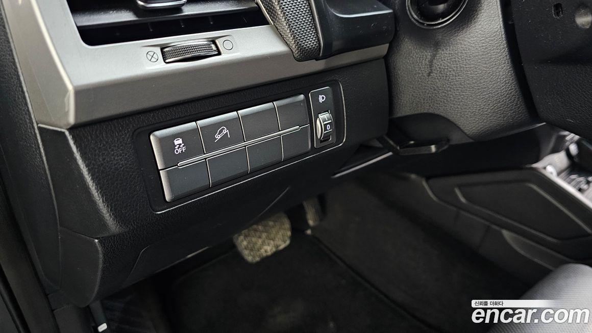 KG_Mobility_Ssangyong Rexton 2019