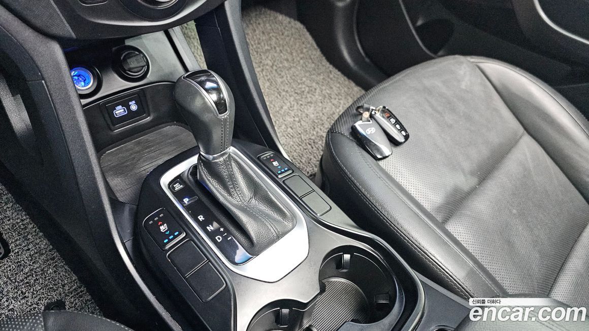 Hyundai Santafe 2016