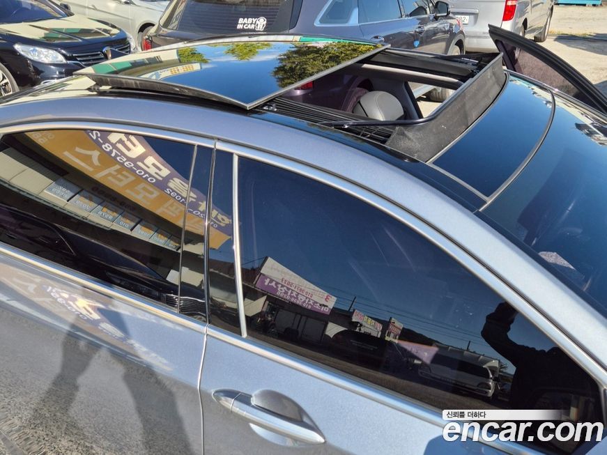 Hyundai Genesis 2015