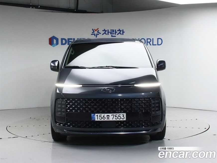 Hyundai Staria 2022