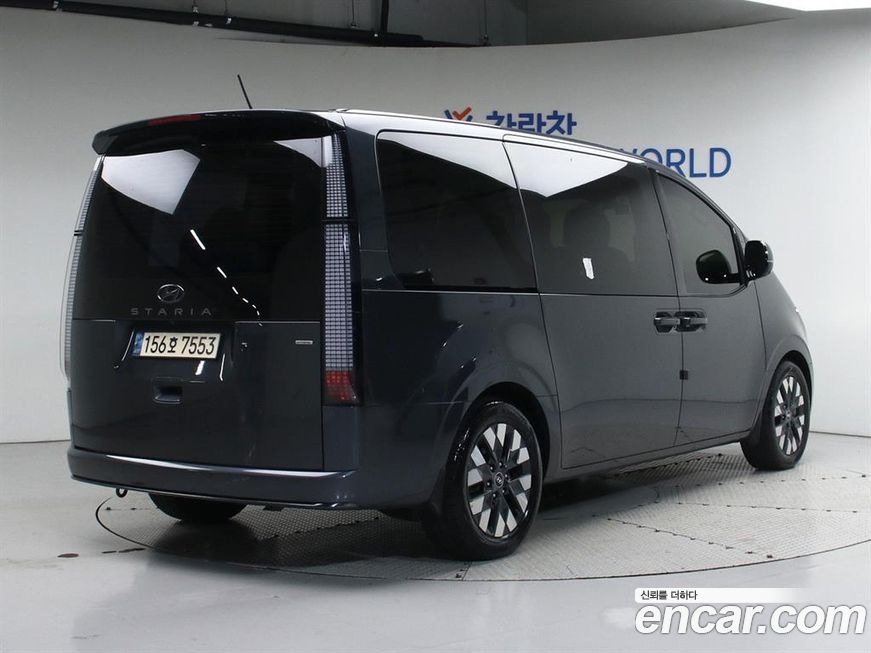 Hyundai Staria 2022