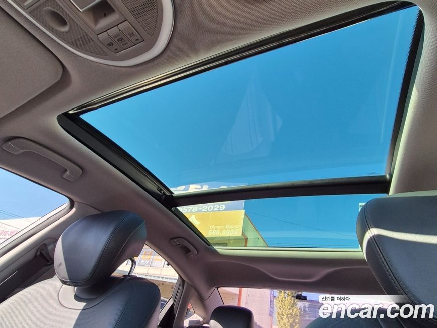 Hyundai Genesis 2015