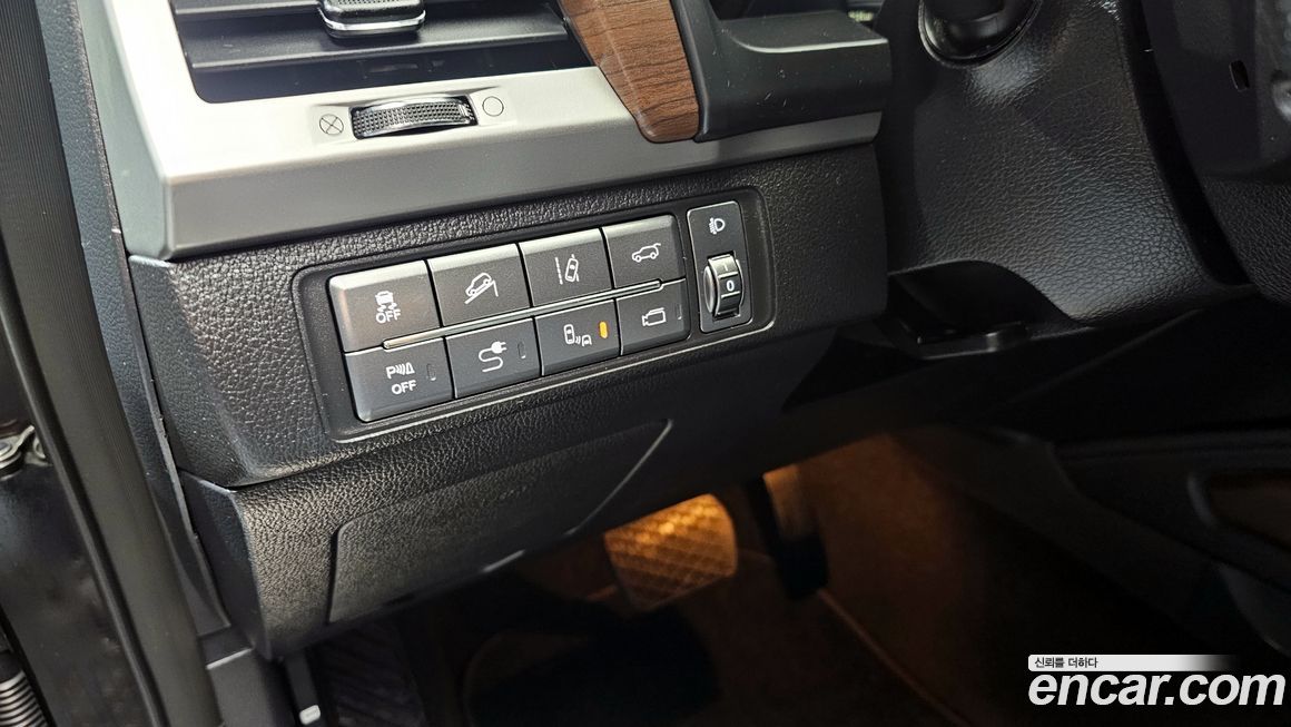 KG_Mobility_Ssangyong Rexton 2018