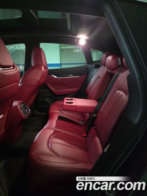 Maserati Levante 2017