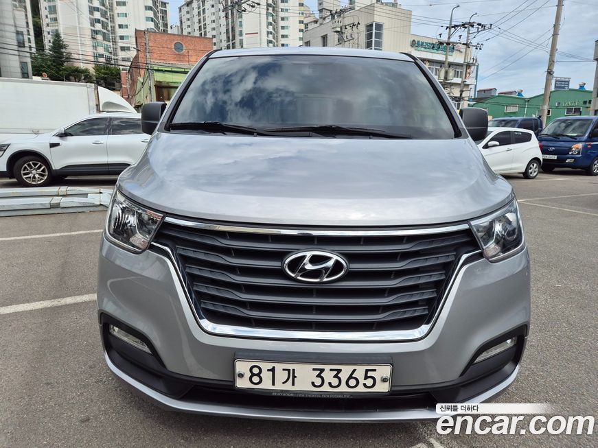 Hyundai Starex 2021