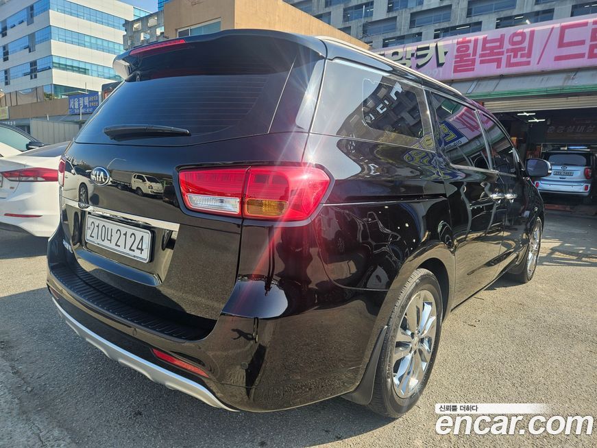 Kia Canival 2018