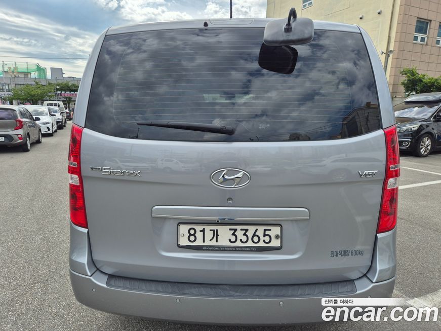 Hyundai Starex 2021
