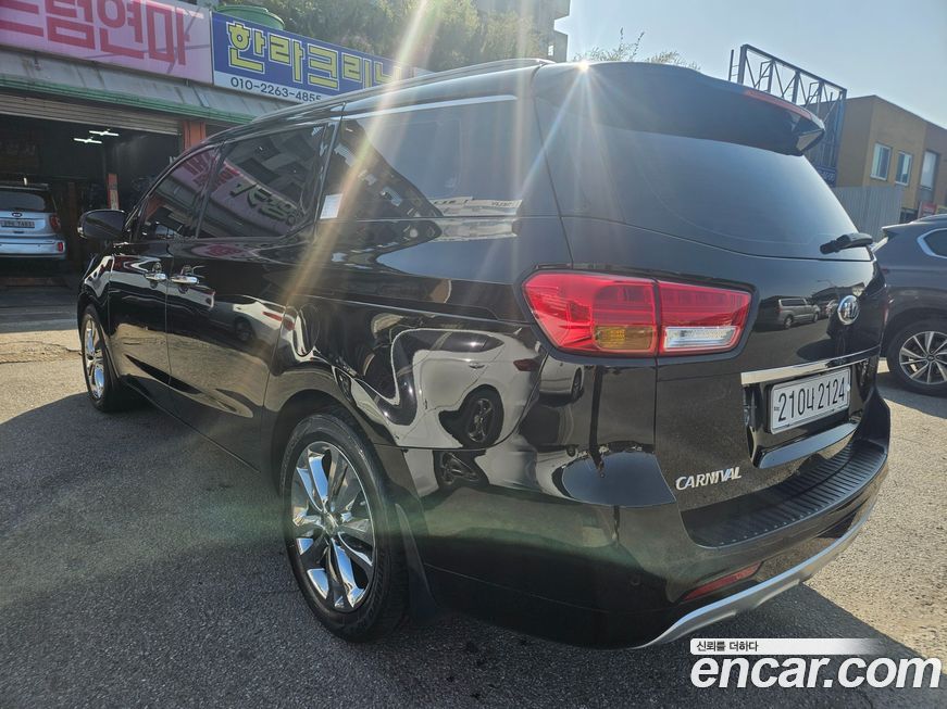 Kia Canival 2018