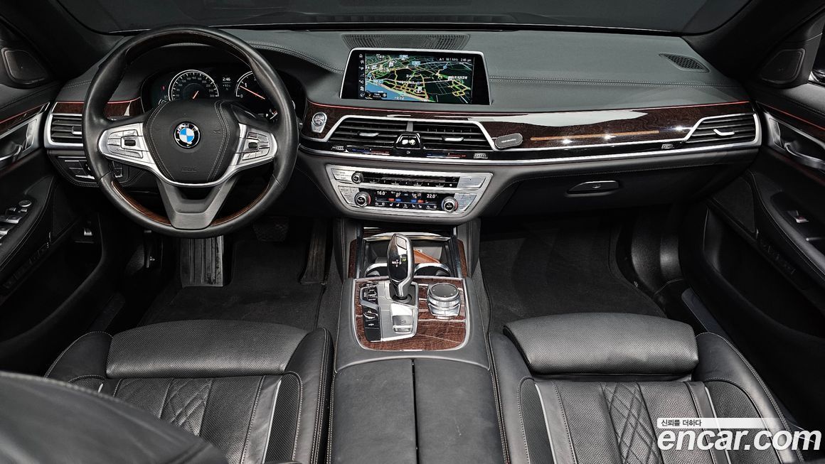 BMW 7-Series 2016