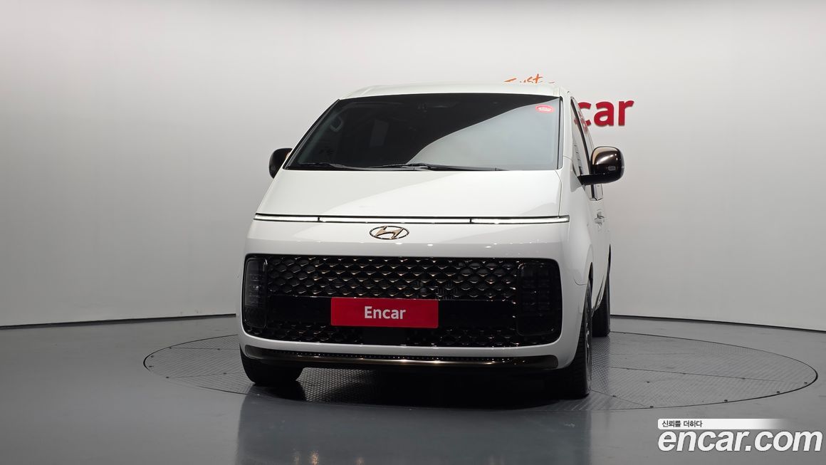 Hyundai Staria 2022